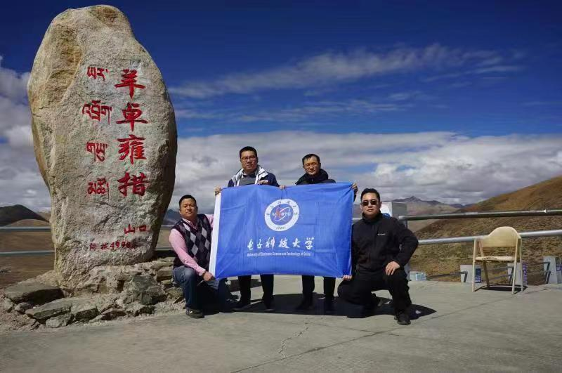 D3E6E037316EDEB4E7872843A17_13563B0D_7FE D3E6E037316EDEB4E7872843A17_13563B0D_7FE