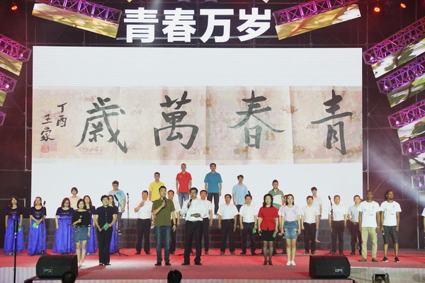 biy00016.JPG af25990748680724caf29aecb5d8bab0.jpg