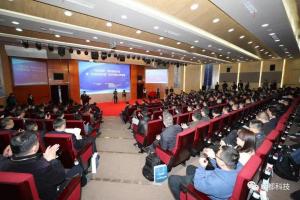 成都科技：特别的“超市”出现在电子科大　顾客竟是百余位成都企业家