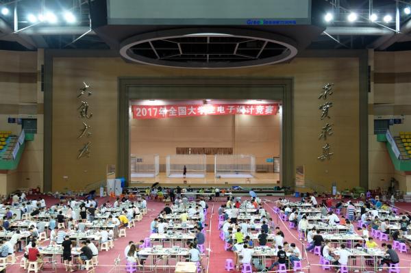 2017年全国大学生电子设计竞赛四川赛区评审工作圆满结束