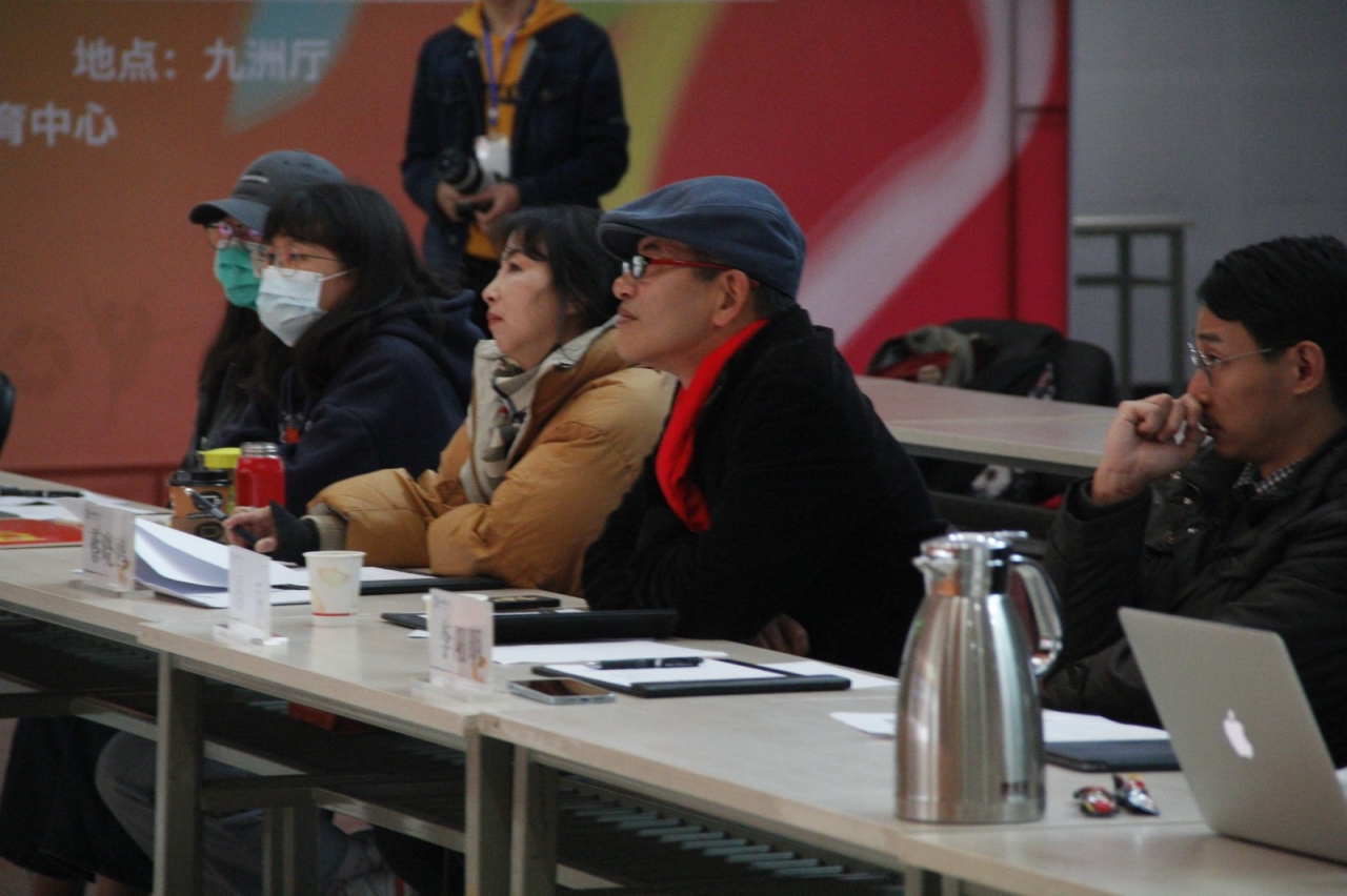 评委1.jpg b02faa1e6e6ec12563ea0d289497b173_c608a.j