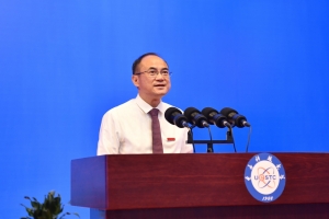 曾勇校长在2023级研究生开学典礼上的致辞