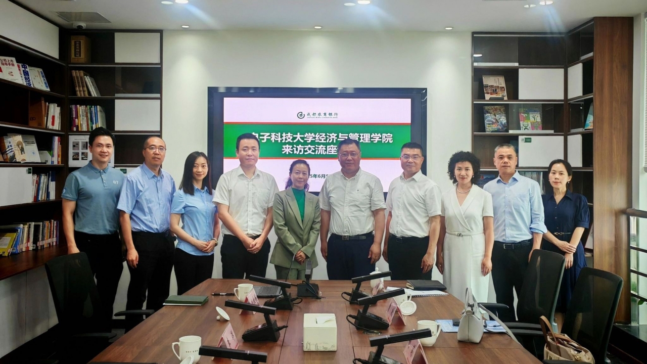 39601EAE209856D9772ED1736F9_2BAE97B6_477