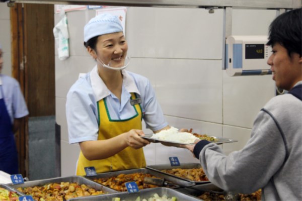 后勤保障部精心筹备各项校庆保障工作