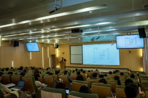 教师发展中心举办“AI赋能教育教学”系列培训讲座（第四场）