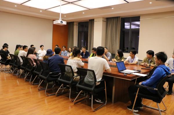 电子学院开展“构建立德树人新体系·共建三全育人新平台”系列交流活动