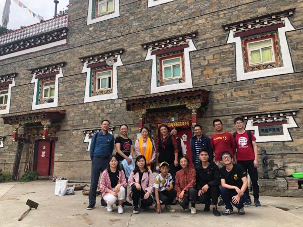 基础院赴康定甲根坝乡开展精准扶贫