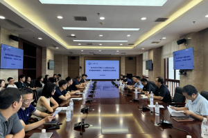 学校召开第五十七届田径运动会联席会