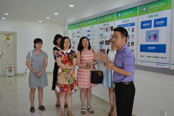 DSC_2861.JPG DSC_2861.JPG