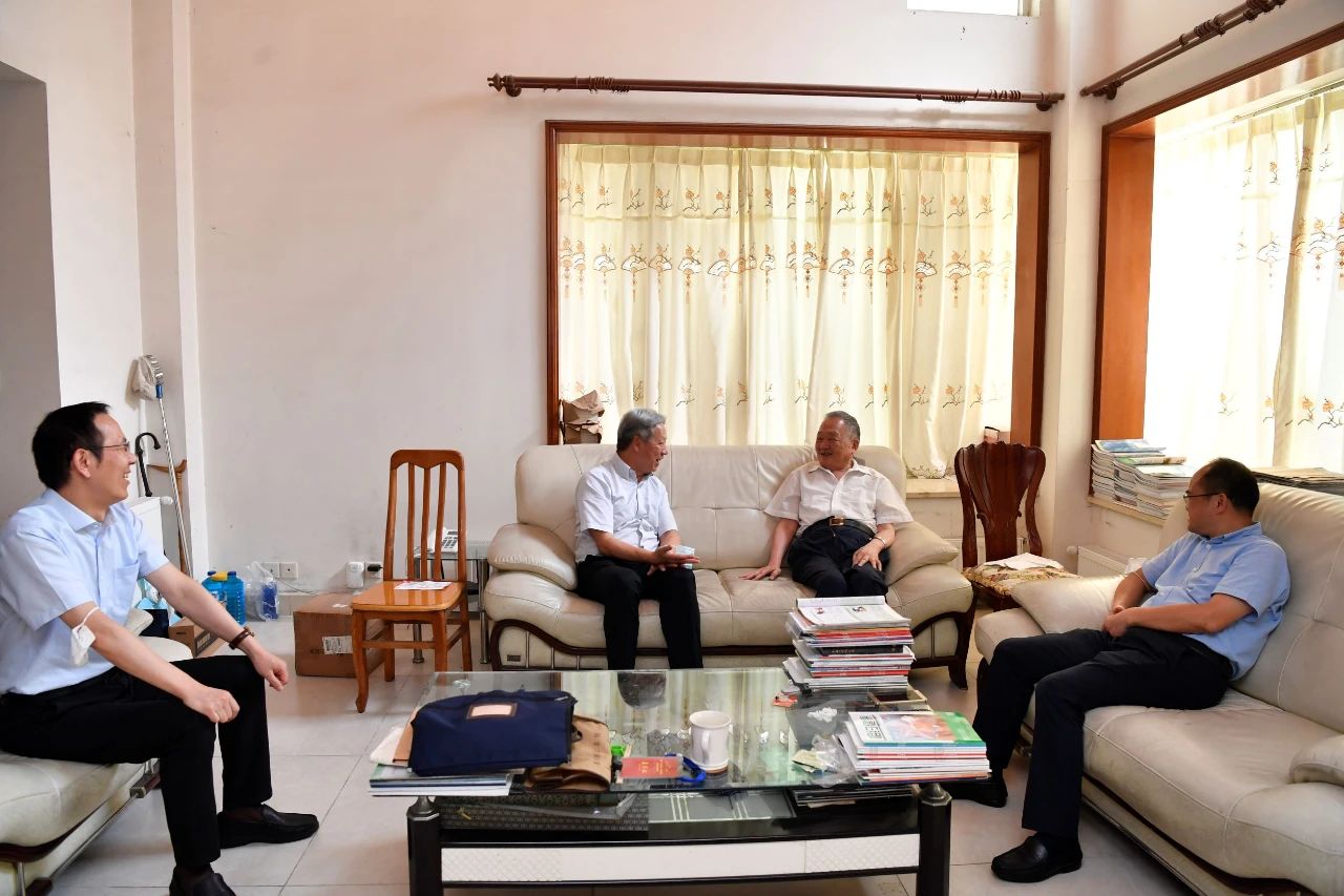 微信图片_20210912115834.jpg b5852f16d2f1ff2e5d4dffbc8c6bf3de_bb64d.j