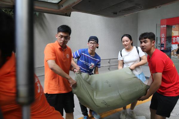 IMG_9411.JPG IMG_9411.JPG