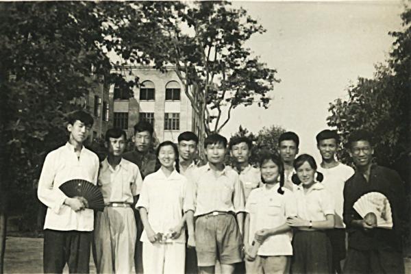 5632班第2小组毕业照,1960年.jpg 5632班第2小组毕业照,1960年.jpg