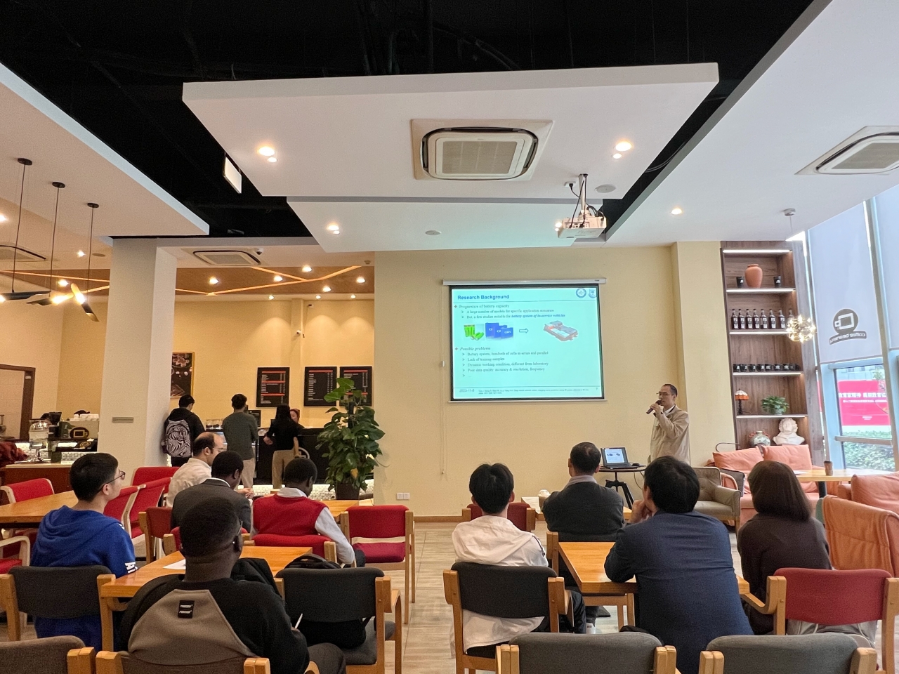 第89期博士后学术沙龙顺利举行