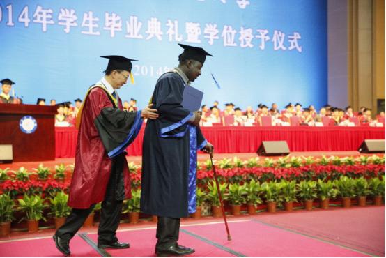 “成电国际·看世界”摄影大赛落幕