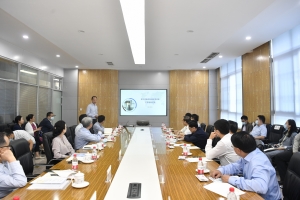 全国政协副主席、农工党中央常务副主席何维来校调研