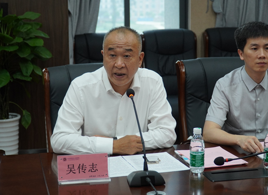 成都泰格微波公司再次捐赠支持学校人才培养