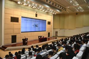 诺奖得主Avram Hershko教授做客成电讲坛