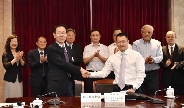 _ND59990.JPG b80b52700592e1408935935c0abca706.jpg