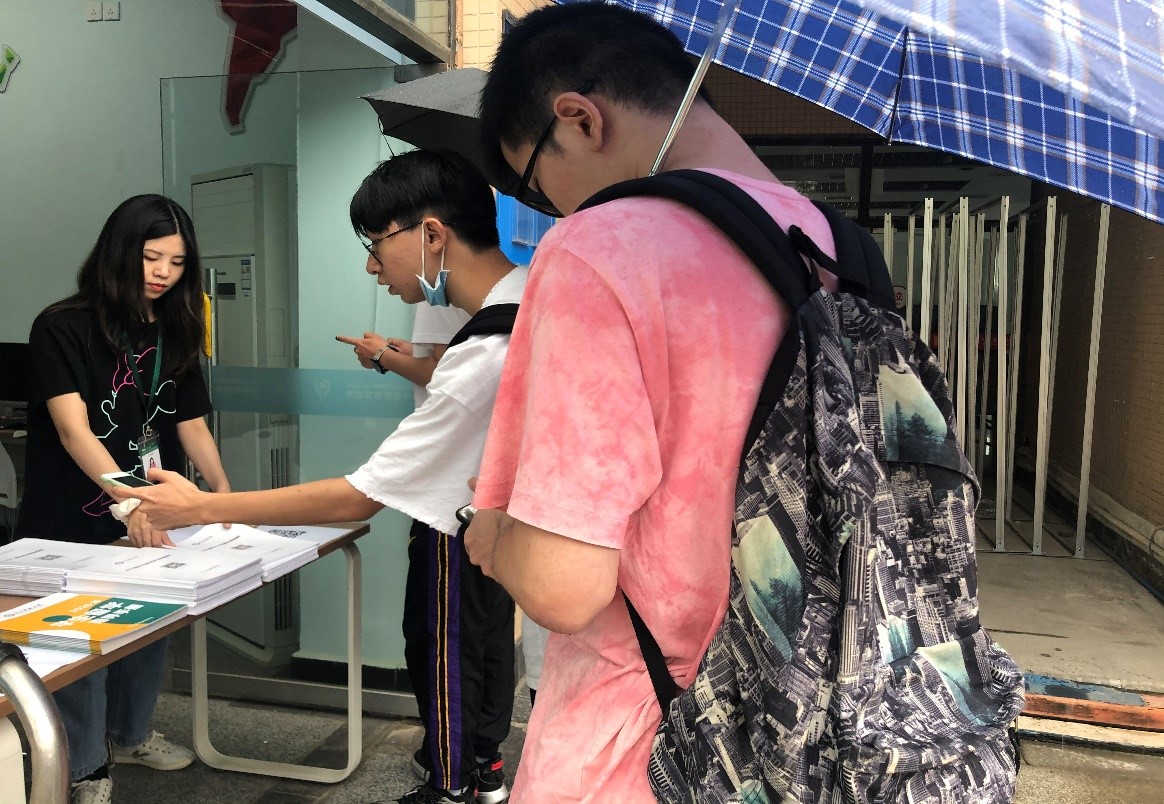 b880aa3257e2c48f697657c106b62da3_cd840.j