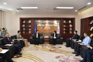 宜宾市市长廖文彬一行来校访问