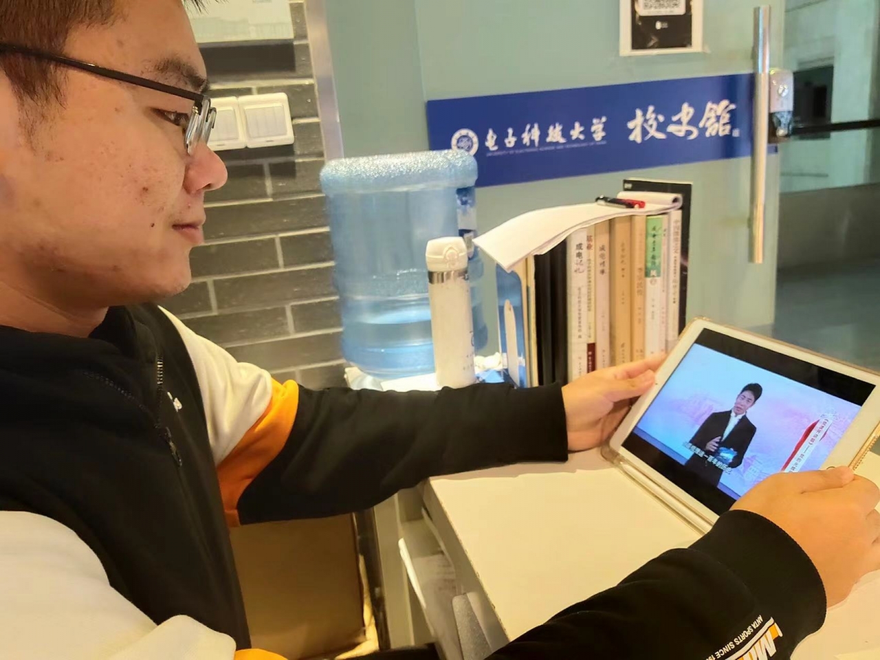 八支部1.jpg b9b8861b65656777c3b87a6557d1f70a_c05ad.j