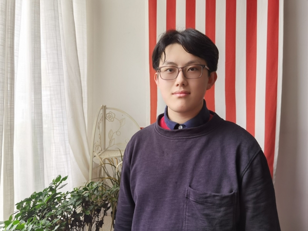 袁炜宸.jpg 袁炜宸.jpg