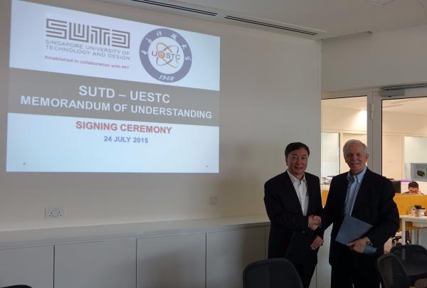 与新加坡科技设计大学签约.JPG 与新加坡科技设计大学签约.JPG