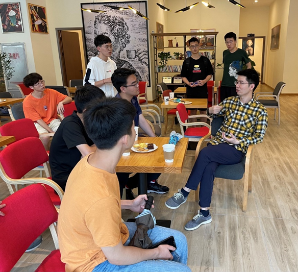 “研学成电”生涯规划指导沙龙精彩开讲