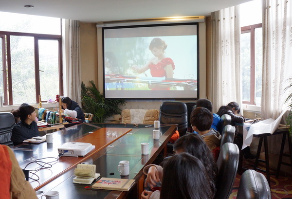 校艺术团全力备战第七届大学生艺术节