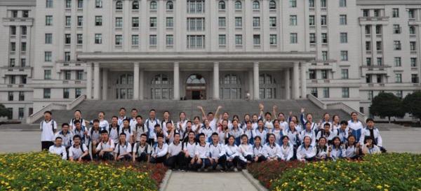 信通学院组织简阳中学师生来校参观交流