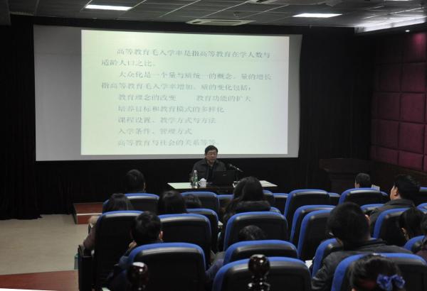 省教育厅高教处处长杨亚培为新任科职（级）干部培训