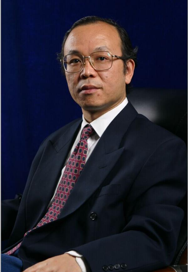 【聚焦】邱昆教授：在“行业渗透”中大展拳脚