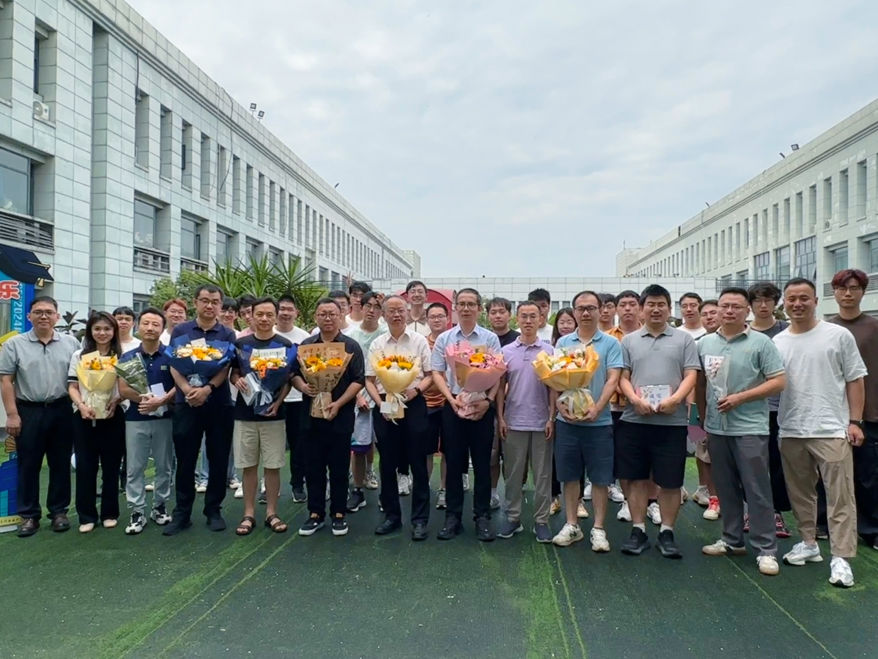 3班主任会.jpg 3班主任会.jpg