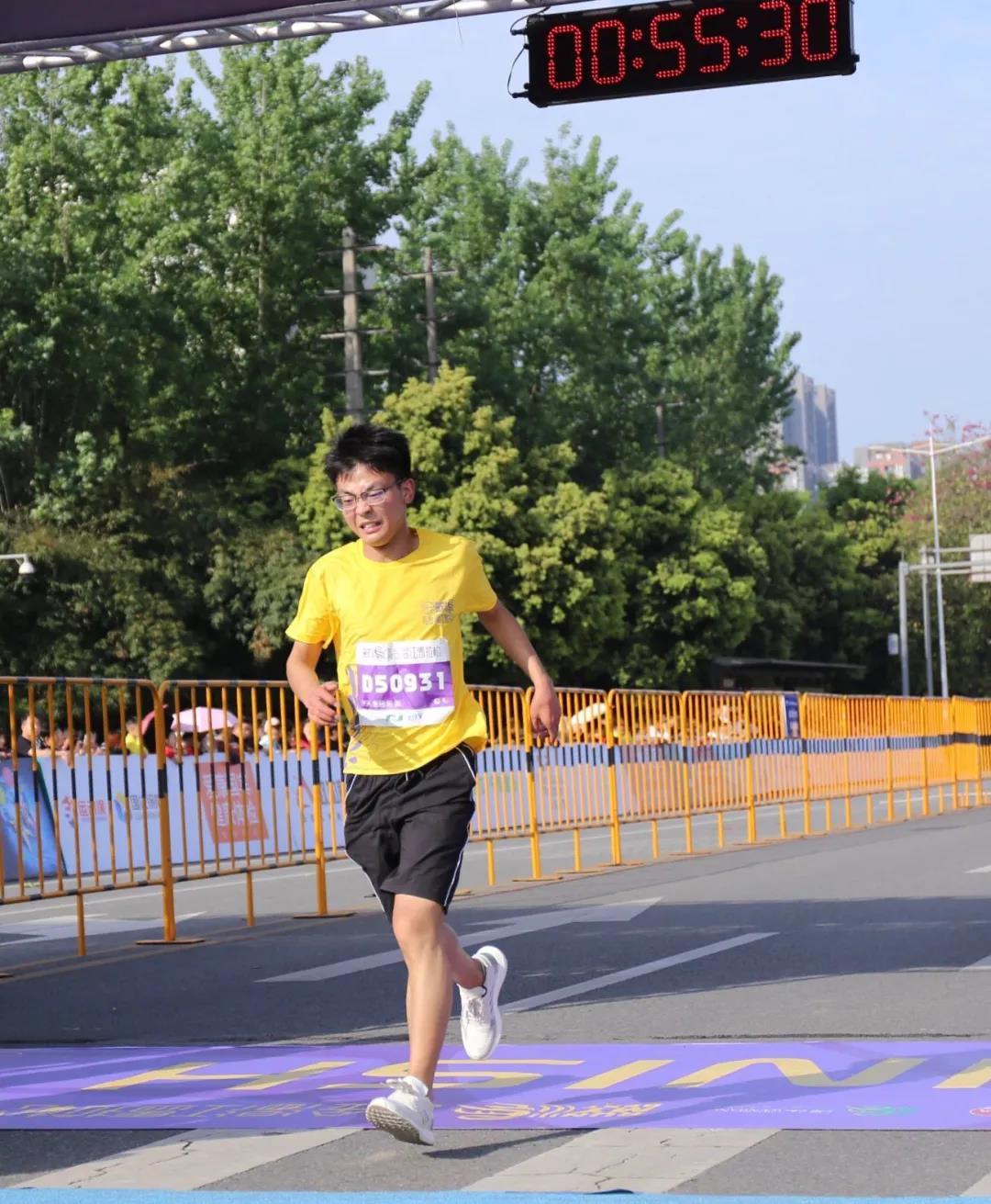 4.jpg bd7934d7b56e6b0de645d0ea76e384d5.jpg