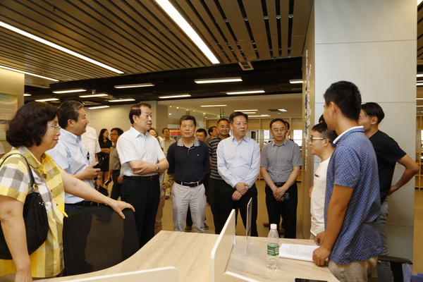 代表003.JPG bd81e4e90f2c7379be3fa8be57218598.jpg