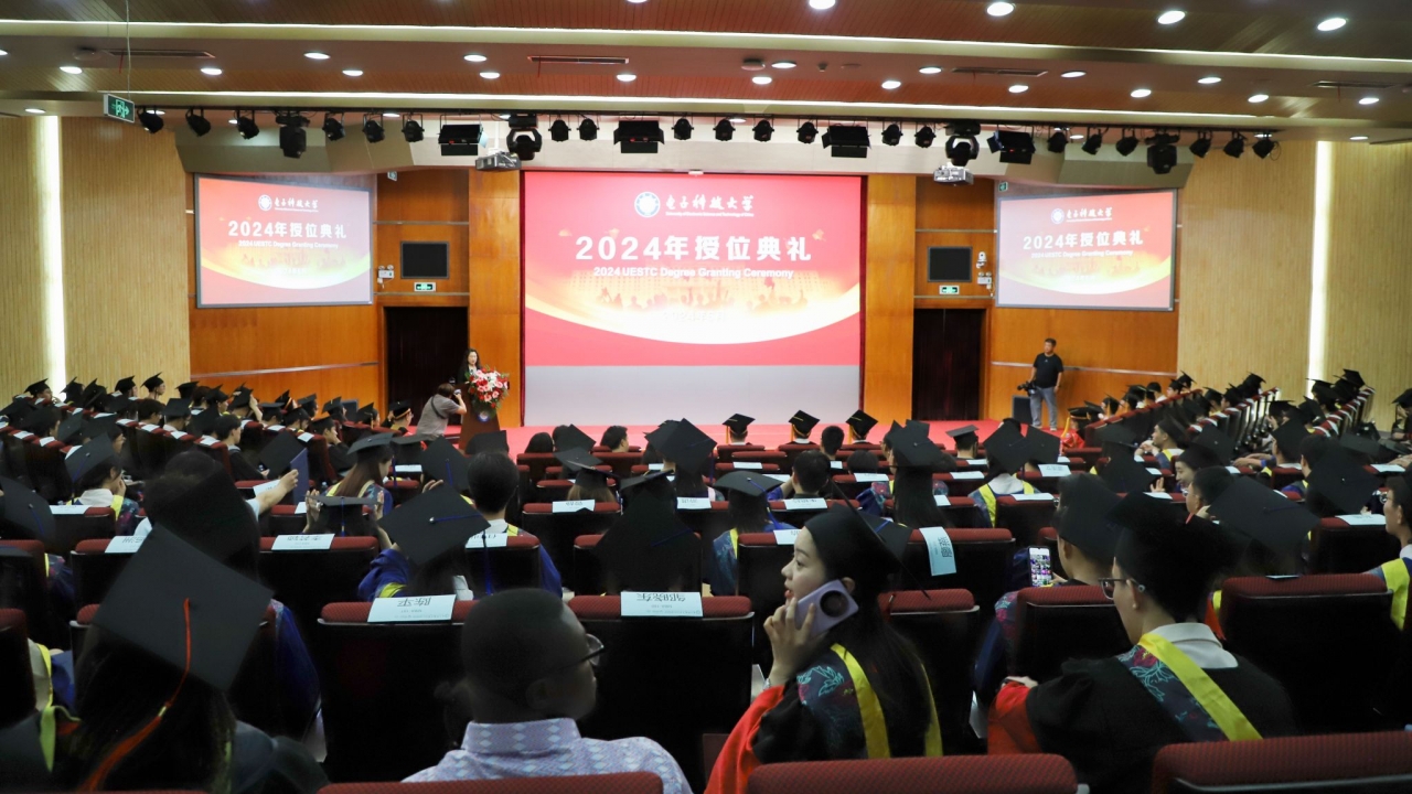 D207E26BDC9ED820554AF5DAA89_83CF1900_47A