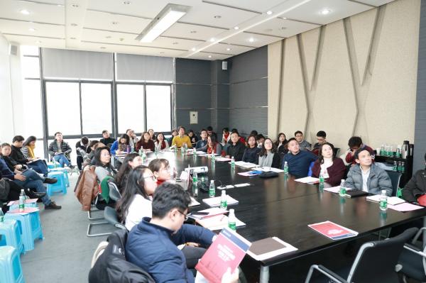 学校系统总结并研讨学生领导力培养工作