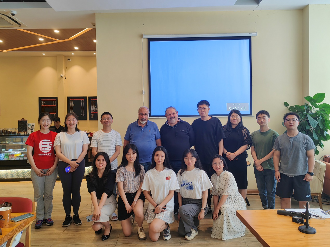 欧洲科学院院士、德国国家自然科学院院士ltamar Procaccia教授和欧洲科学院院士Stefano Boccaletti教授做客名师讲堂