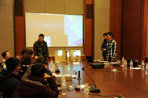 我校在通信问题解决方案全国大学生电子设计大赛上获佳绩