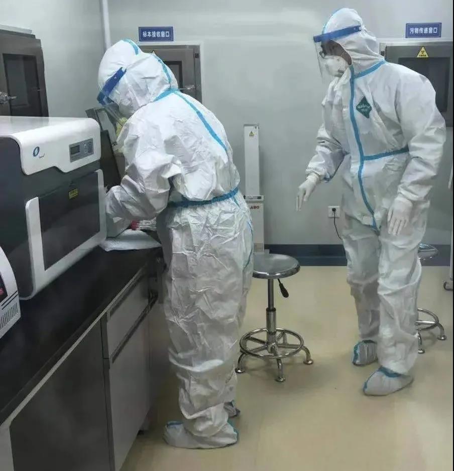 【抗击新冠肺炎】争分夺秒与病毒赛跑 成电医院检验科在行动