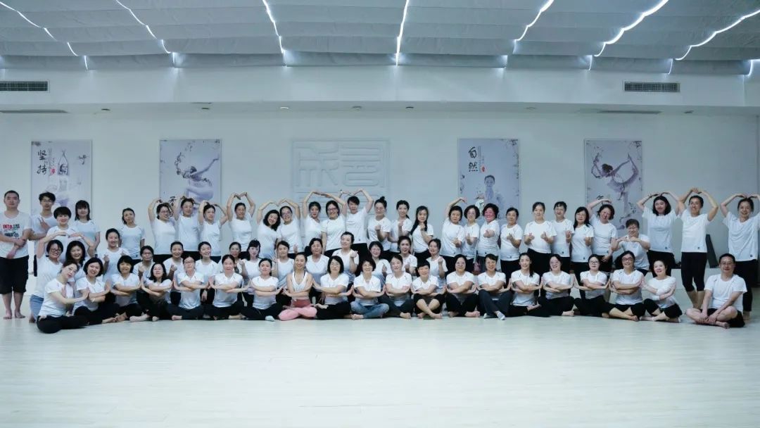 80085e0f842db9e218fa8d53110a6510.jpg 80085e0f842db9e218fa8d53110a6510.jpg