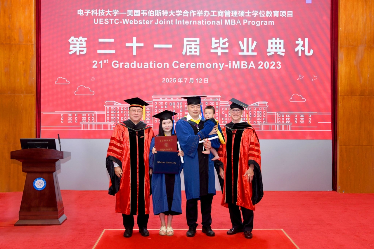 56B2A7F2A893809FC431795F9C8_234B2C6D_572