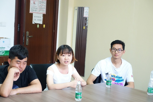 2017届受资助毕业生座谈会举行