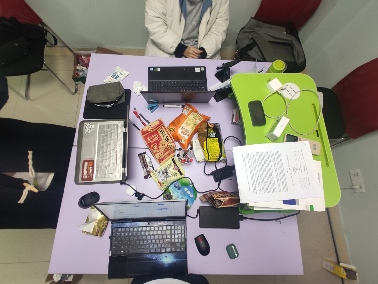 本科生.jpg 本科生.jpg