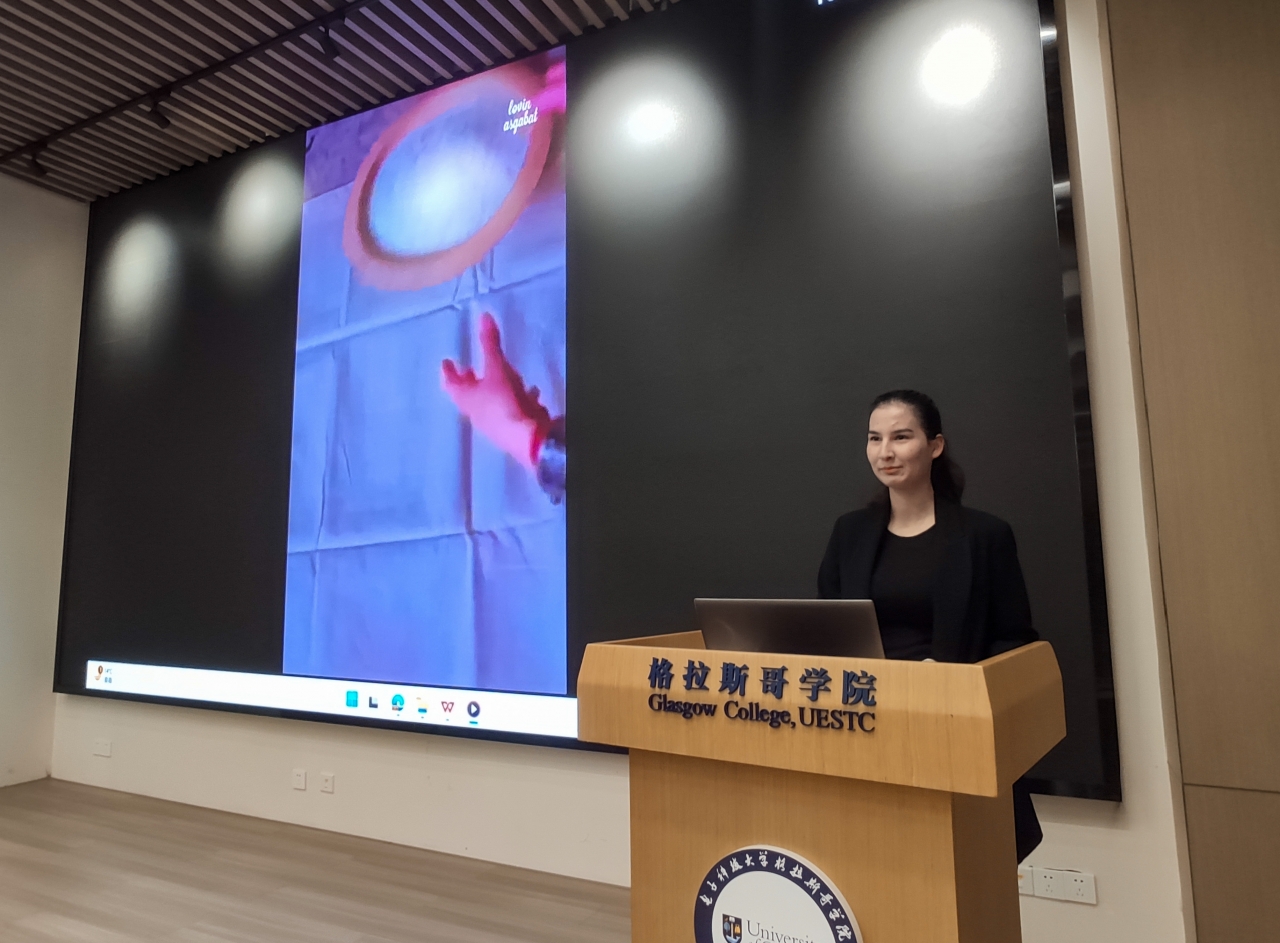 EC7154BCB4702384D0CB657B31D_517F2941_194