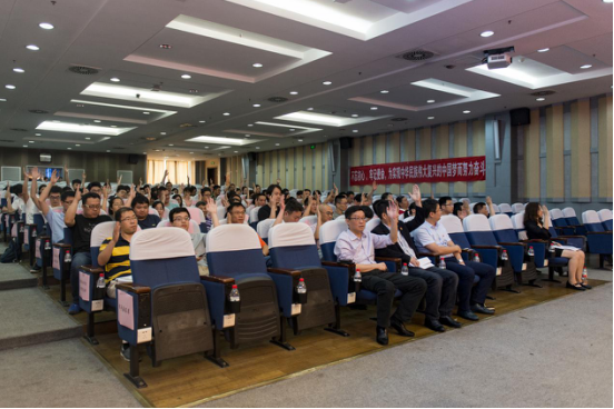 光电学院召开党员代表大会选举新一届党委委员