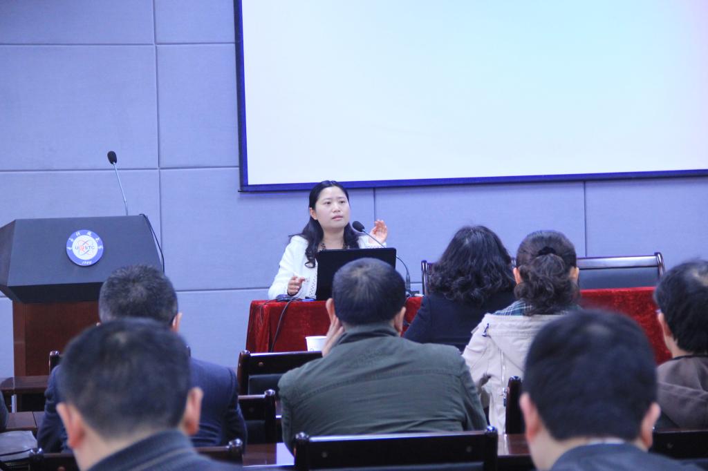 校医院开展“健康服务进学院”主题活动