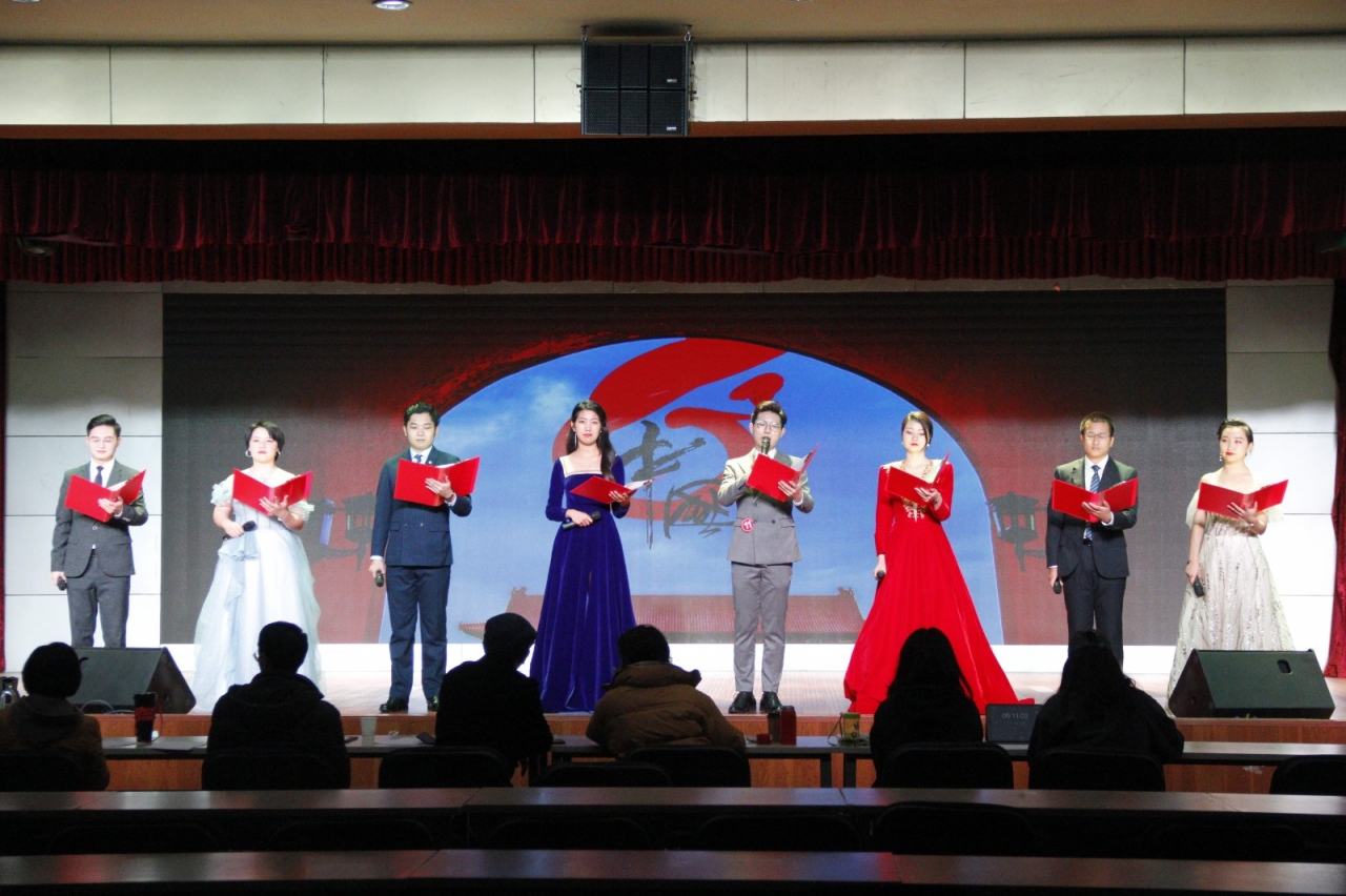 朗诵11 合照2.jpg c26f6b4ccbd44af46083c29b9f3c4cf0_c608a.j