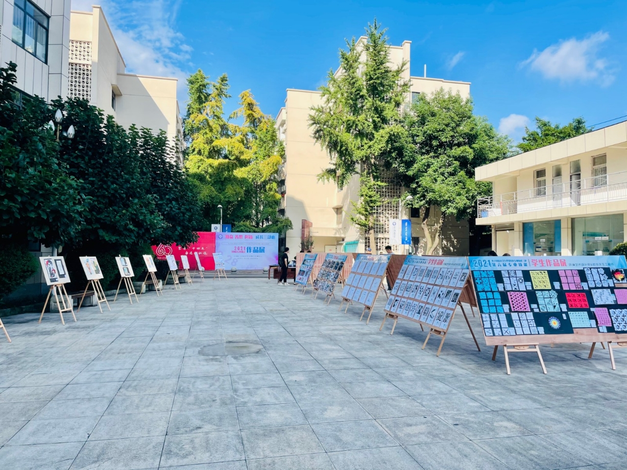 九里堤校区举办第六届“成长三部曲”学生专业技能作品展