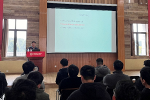 IEEE Fellow、香港大学徐东教授应邀做客学者论坛